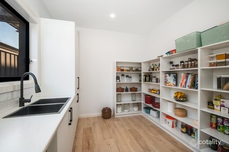 Property photo of 35 Miranda Crescent St Leonards VIC 3223