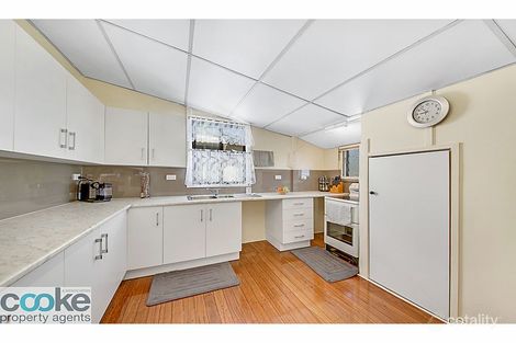 Property photo of 37 Harbourne Street Koongal QLD 4701