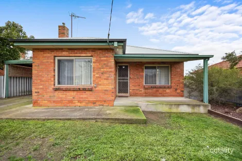 Property photo of 15 Flattely Street Ararat VIC 3377
