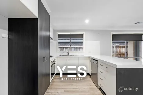 Property photo of 151 Willandra Circuit Warragul VIC 3820