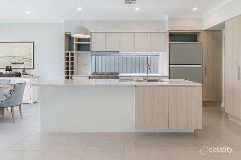 Property photo of 140 Harbour Boulevard Shell Cove NSW 2529