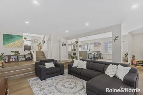 Property photo of 58 Shannon Parade Berkeley Vale NSW 2261