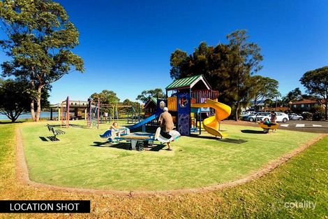 Property photo of 1/60-72 Lakeside Drive Kanahooka NSW 2530