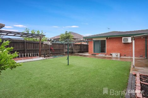 Property photo of 18 Pinaroo Avenue Sunshine West VIC 3020