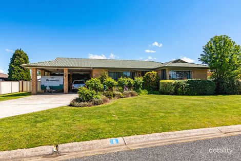 8 Southern Ct, Delacombe, VIC 3356