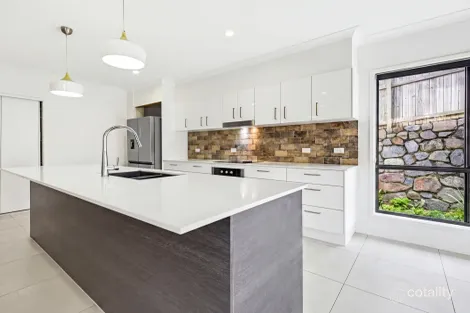 Property photo of 41 Kingfisher Drive Bli Bli QLD 4560