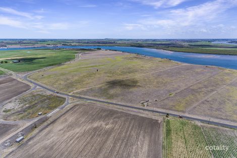 124 River Rd, Fairymead, QLD 4670