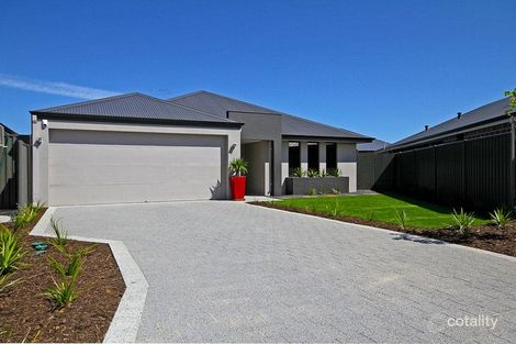 Property photo of 15 Beaumonde Grange Aveley WA 6069