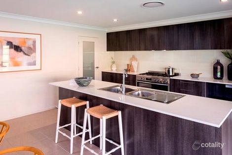 Property photo of 5 Ashburton Crescent Tallawong NSW 2762