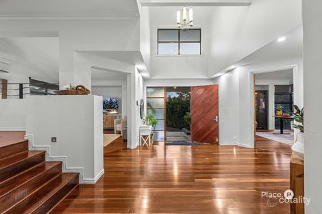 Property photo of 26 Saunders Place Wynnum QLD 4178