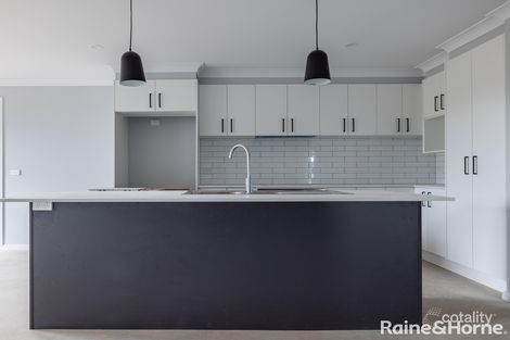 Property photo of 63 Emerald Drive Kelso NSW 2795