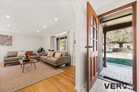 Property photo of 16 Parkview Crescent Jerrabomberra NSW 2619