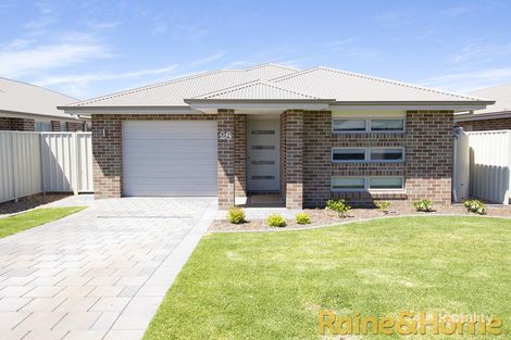 Property photo of 28 Ebor Way Dubbo NSW 2830