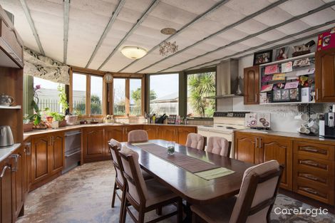 Property photo of 168 Hayrick Lane Mooroolbark VIC 3138