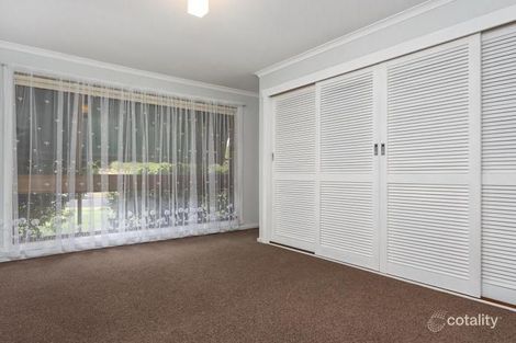 Property photo of 2 Wren Street Mount Austin NSW 2650