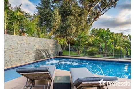 Property photo of 12 View Point Drive Chirnside Park VIC 3116
