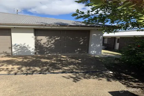 2/8 Parkview Dr, Glenvale, QLD 4350