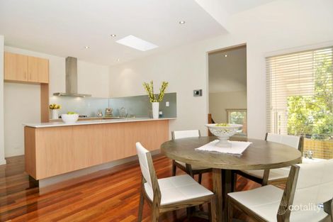 Property photo of 4/53 Orchard Crescent Mont Albert North VIC 3129