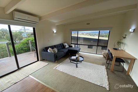 Property photo of 11/4 Omega Street Merrijig VIC 3723