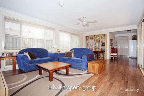 Property photo of 34 Silverleaf Row Menai NSW 2234