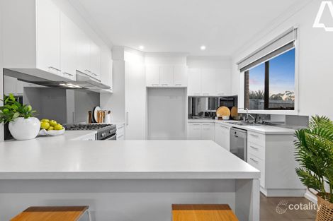 Property photo of 24 Aqueduct Road Langwarrin VIC 3910