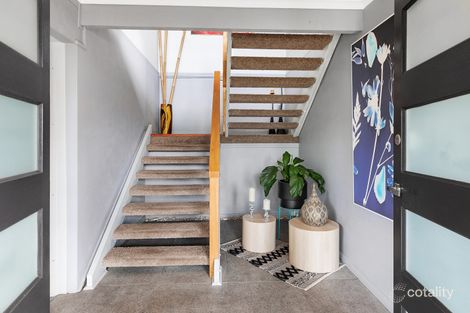 Property photo of 6 Coral Tree Place Point Clare NSW 2250