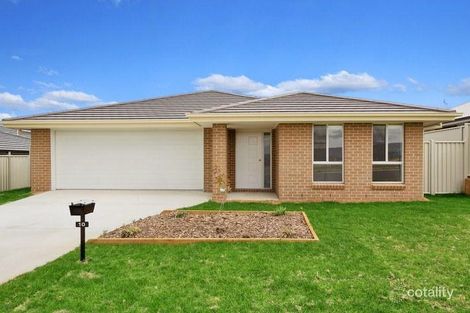 Property photo of 10 Reginald Drive Kootingal NSW 2352