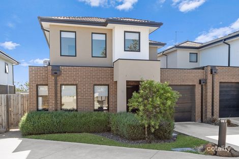17 Hotelier Ct, Skye, VIC 3977