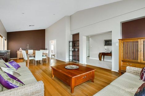 Property photo of 42 Elphinstone Street Cabarita NSW 2137