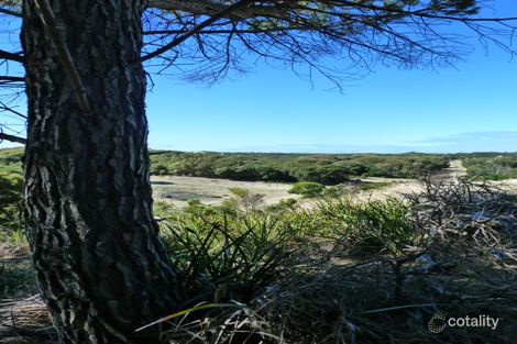 Property photo of 3 Lakeside Terrace Robe SA 5276