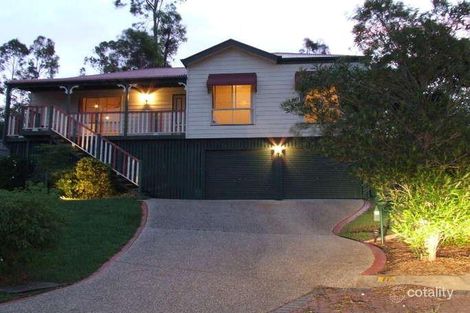 11 Violin Pl, Arana Hills, QLD 4054