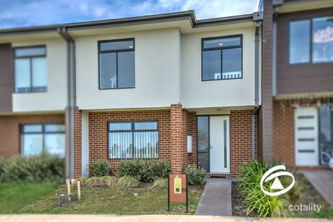10 Todd Lane, Pakenham, VIC 3810