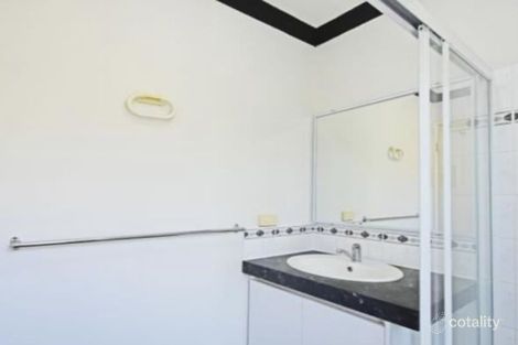 Property photo of 19 Holcombe Road Warnbro WA 6169