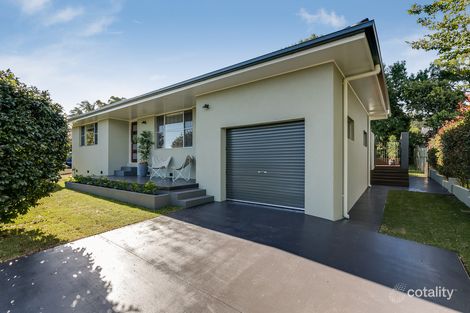 Property photo of 11 Barrymount Crescent Mount Lofty QLD 4350