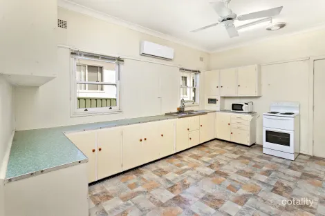 Property photo of 256 Princes Highway Dapto NSW 2530