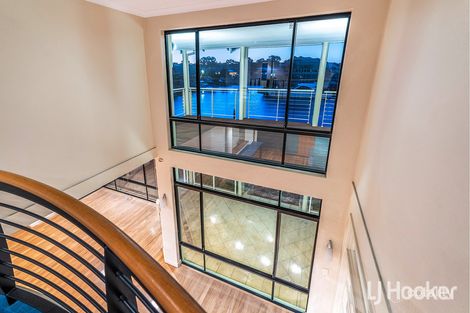 Property photo of 3 Starfire Close Halls Head WA 6210