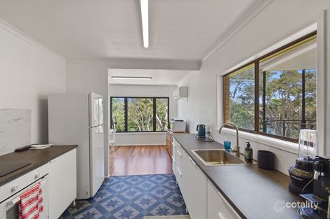Property photo of 5 Crees Parade Dicky Beach QLD 4551
