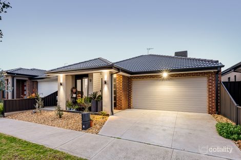 Property photo of 9 Direction Drive Tarneit VIC 3029