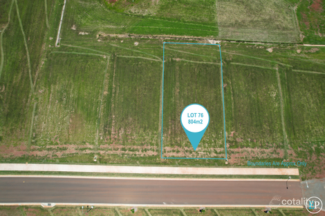 7 Lakefront Bvd, Yungaburra, QLD 4884