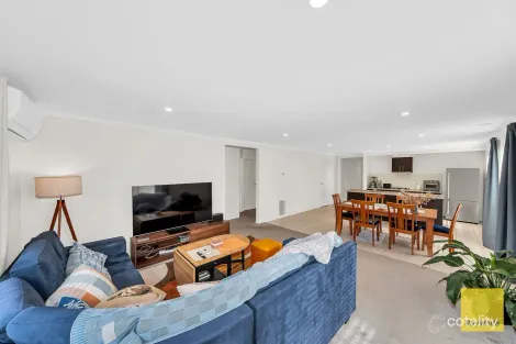 Property photo of 14 Adavale Amble Tarneit VIC 3029