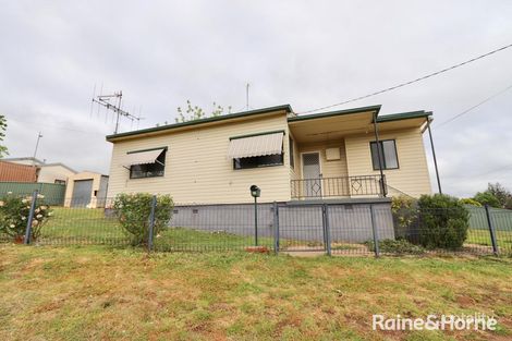 Property photo of 19 Owen Way West Bathurst NSW 2795