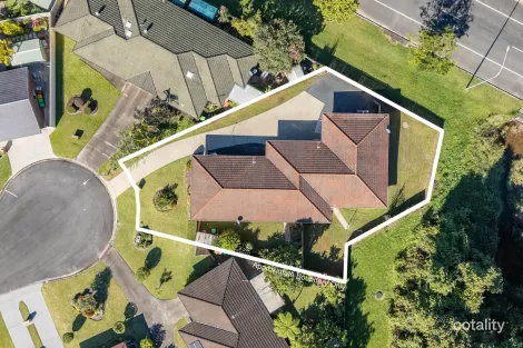 Property photo of 1 Lesley Close Coffs Harbour NSW 2450