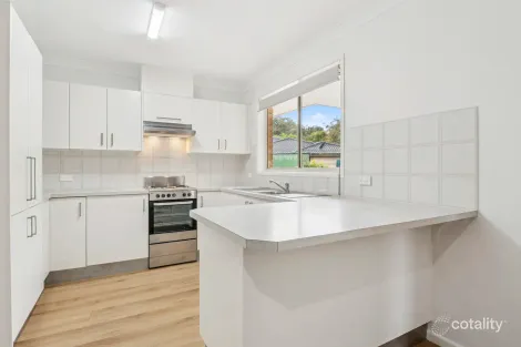 Property photo of 1 Lesley Close Coffs Harbour NSW 2450