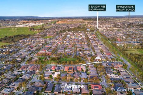 Property photo of 17 Bushranger Boulevarde Cranbourne East VIC 3977
