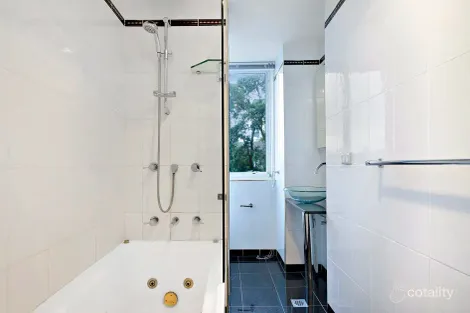 Property photo of 55/11 Sutherland Crescent Darling Point NSW 2027