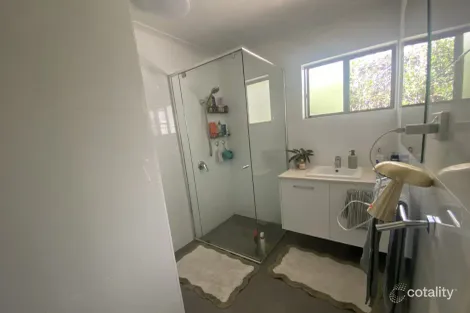 Property photo of 2/3 Conebush Crescent Aroona QLD 4551