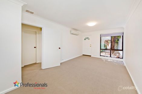 4/12 Golf View St, Yokine, WA 6060