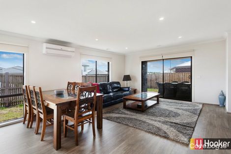 Property photo of 1 Siren Street Beveridge VIC 3753