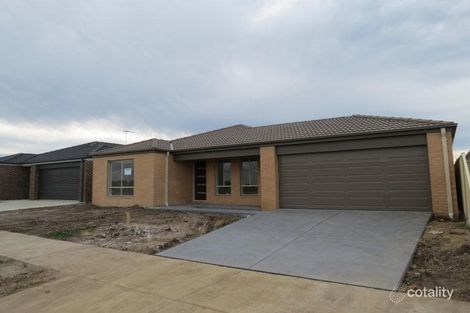 65 John Russell Rd, Cranbourne West, VIC 3977