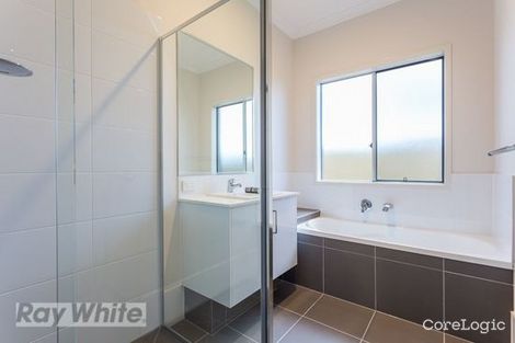 Property photo of 7 Rothbury Terrace Pimpama QLD 4209